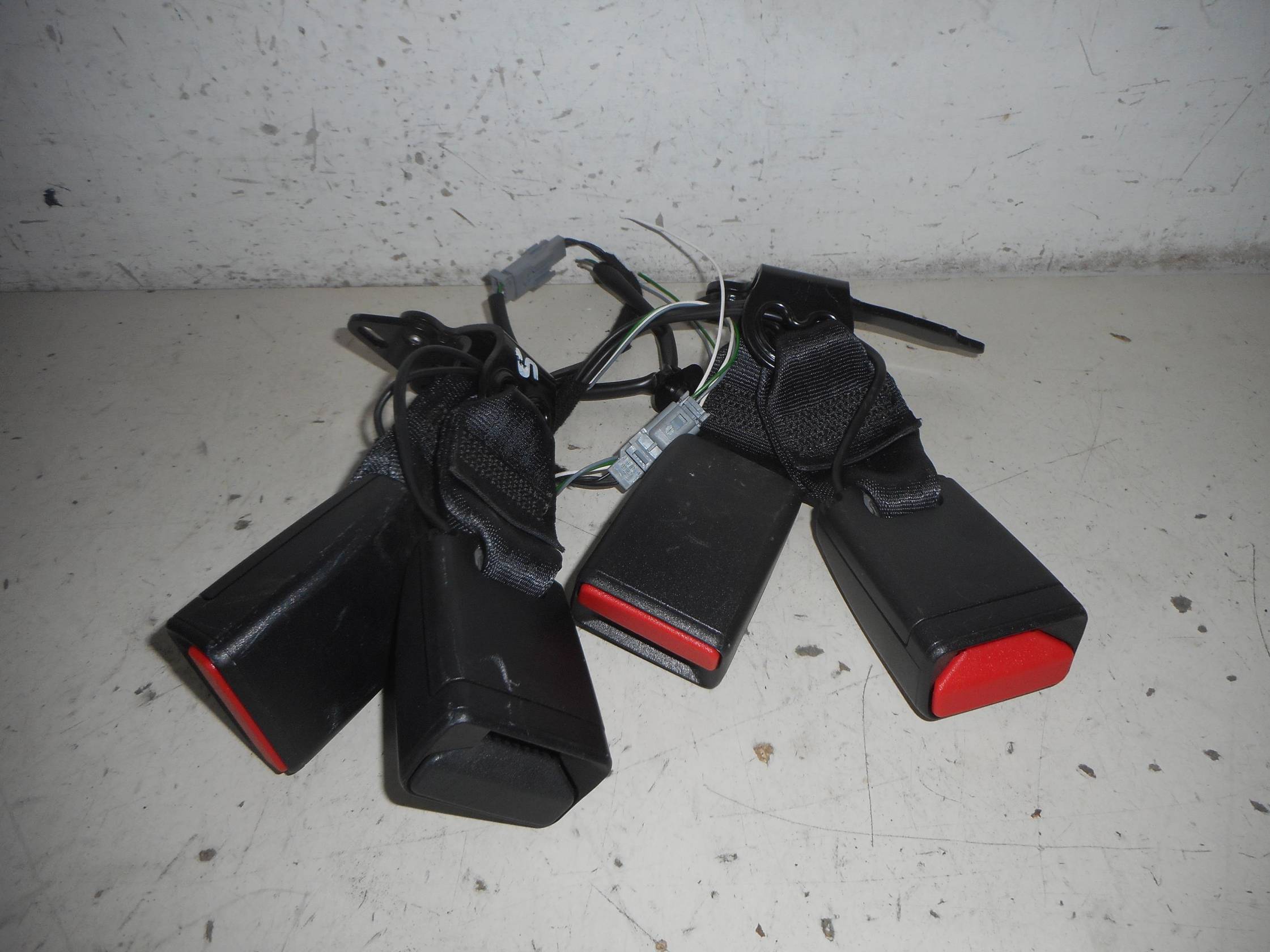 Aggancio cintura di sicurezza post. dx.